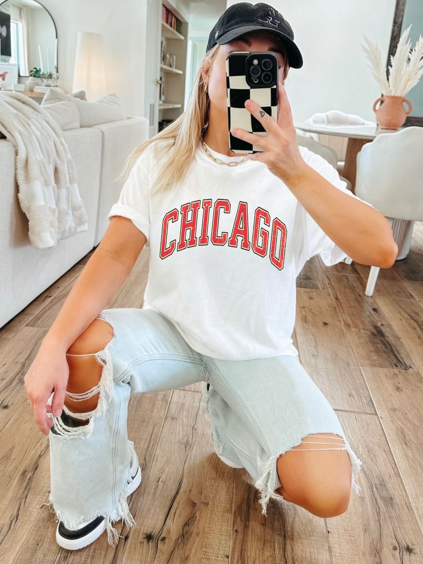 CHICAGO BASKETBALL TEE