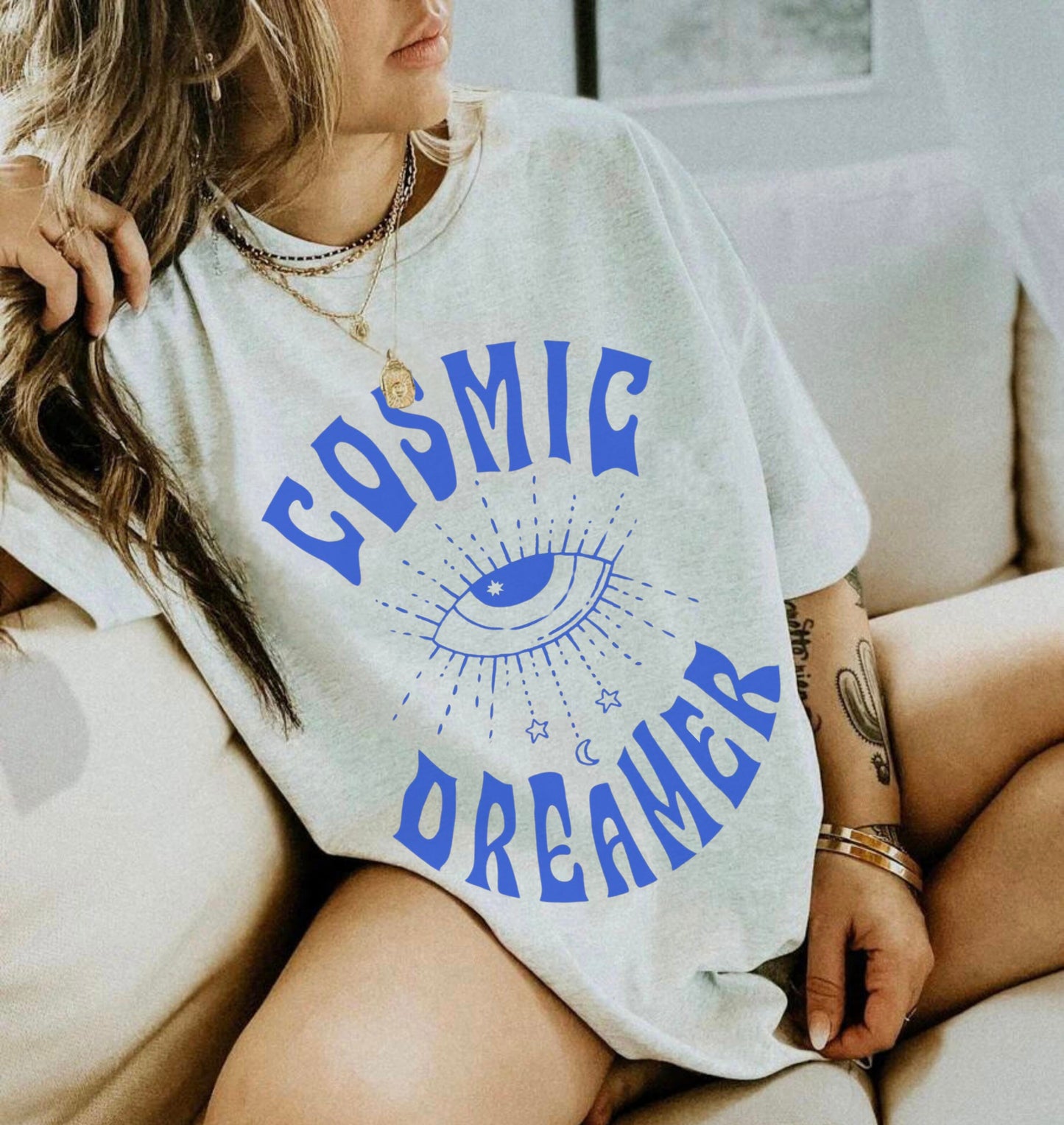 COSMIC DREAMER GRAPHIC TEE