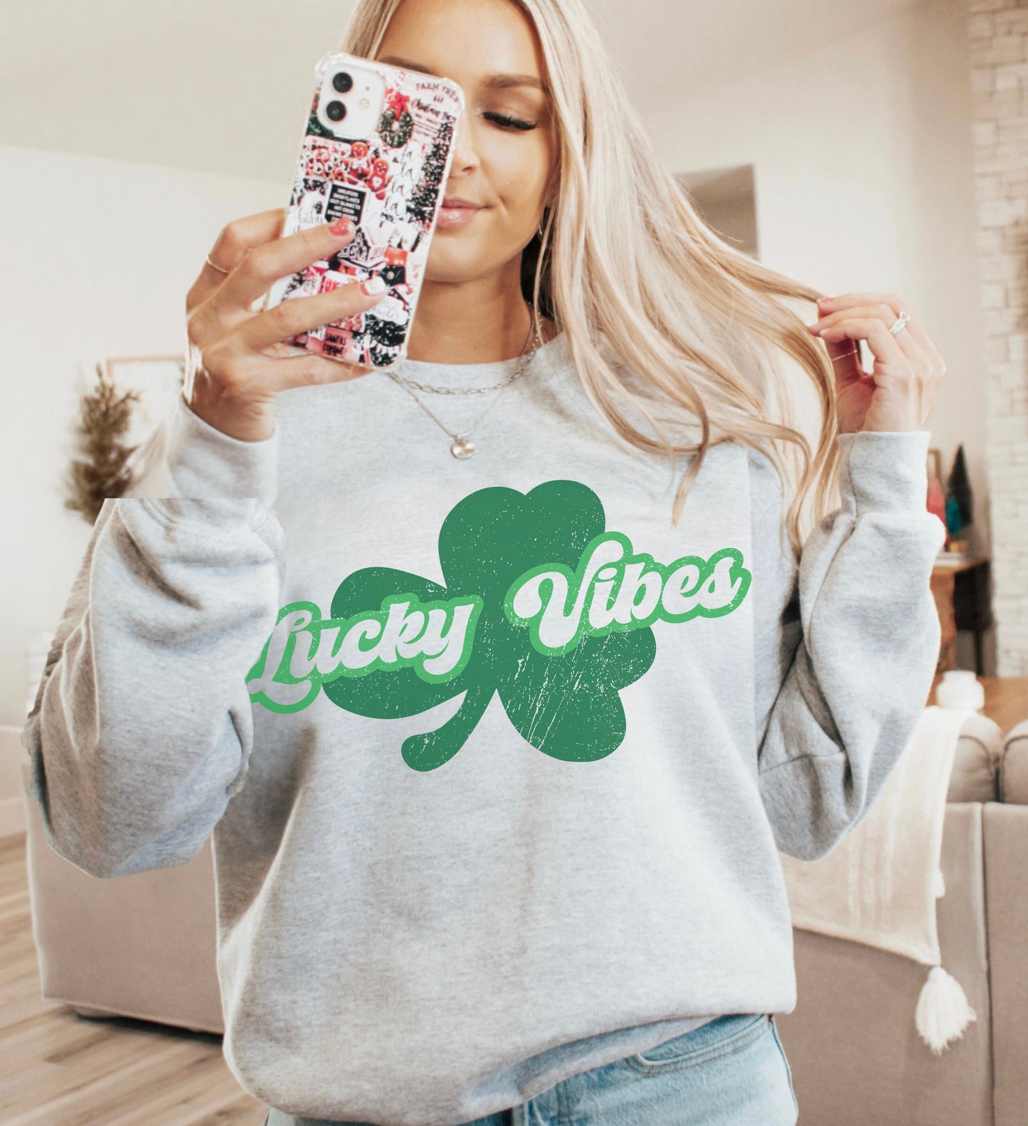 LUCKY VIBES CREWNECK SWEATSHIRT