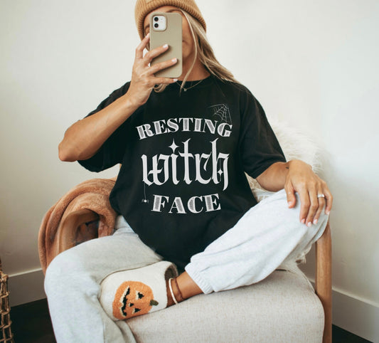 RESTING WITCH FACE HALLOWEEN GRAPHIC TEE